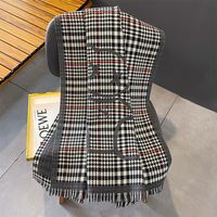 Women's Elegant Lady Plaid Imitation Cashmere Scarf main image 2