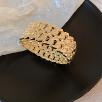 Exaggerated Luxurious Solid Color Alloy Chain Women's Bangle main image 5