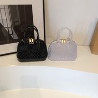 Women's Special Solid Color Classic Style Zipper Handbag main image 1