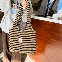 Women's Fleece Stripe Classic Style Square Magnetic Buckle Shoulder Bag main image 7