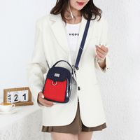 Women's Small Nylon Color Block Classic Style Semicircle Zipper Crossbody Bag main image 5