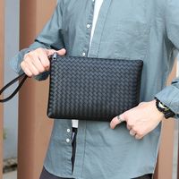 Men's Solid Color Pu Leather Weave Zipper Clutch Bag main image 1