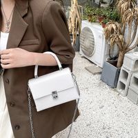Women's Small Pu Leather Solid Color Streetwear Lock Clasp Handbag main image 3