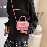 Women's Pu Leather Solid Color Classic Style Sewing Thread Flip Cover Handbag main image 3