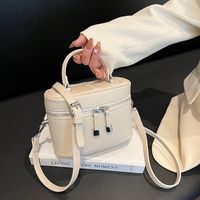 Women's Medium Pu Leather Solid Color Classic Style Zipper Crossbody Bag main image 5