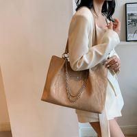 Women's Large Pu Leather Solid Color Classic Style Zipper Tote Bag main image 2