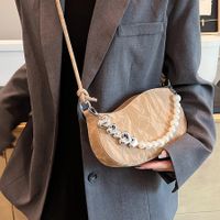 Women's Medium Pu Leather Solid Color Basic Beading Square Zipper Crossbody Bag Underarm Bag sku image 2