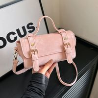 Women's Medium Pu Leather Solid Color Classic Style Square Magnetic Buckle Shoulder Bag main image video