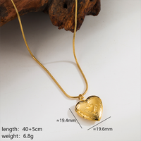 Acero Inoxidable Chapados en oro de 18k Estilo Moderno Estilo Simple Forma De Corazón Collar Colgante Collar De Medallón main image 3