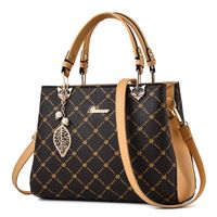 Women's Large Spring&summer Pu Leather Classic Style Diana Bag Handbag sku image 3