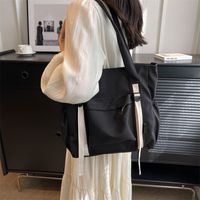 Women's Canvas Color Block Vacation Streetwear Sports Sewing Thread Square Zipper Shoulder Bag Messenger Bag main image 1
