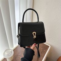 Women's Pu Leather Solid Color Elegant Square Lock Clasp Handbag main image 6