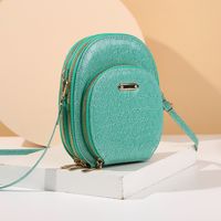 Women's Medium Pvc Solid Color Vintage Style Oval Zipper Shoulder Bag Crossbody Bag sku image 5