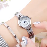 Simple Style Classic Style Solid Color Jewelry Buckle Quartz Women's Watches main image 3