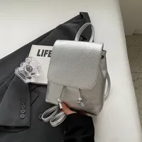 Unisexo Pu Color Sólido Estilo Clásico Hilo De Coser Balde Hebilla Magnética Mochila De Moda sku image 6