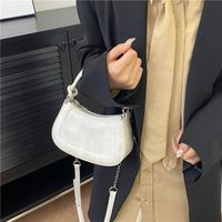 Women's Small Pu Leather Solid Color Basic Pillow Shape Zipper Handbag main image 3