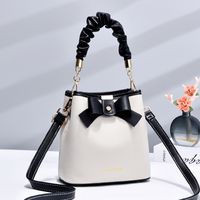 Women's Large Pu Leather Bow Knot Classic Style Magnetic Buckle Handbag sku image 5