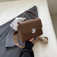 Women's Medium All Seasons Pu Leather Color Block Classic Style Square Lock Clasp Shoulder Bag sku image 1