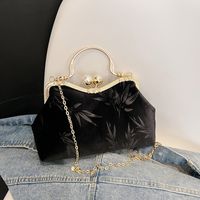 Women's Velvet Cloth Leaves Vintage Style Classic Style Embroidery Square Clipped Button Handbag main image 2