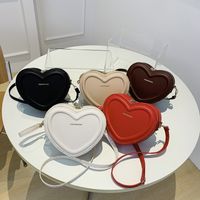 Women's Small Pu Leather Solid Color Fashion Heart-shaped Zipper Crossbody Bag main image 1