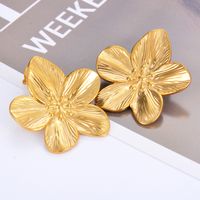 1 Pair Glam Retro Flower Plating Inlay Stainless Steel Artificial Pearls Ear Studs main image 2
