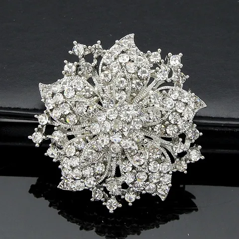 Fashion Flower Rhinestone Women's Brooches