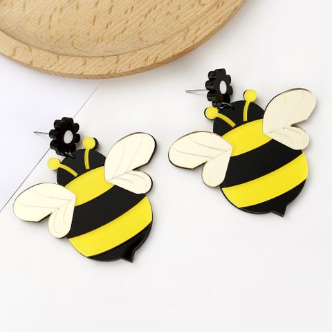 Fashion New High-grade Acrylic Bee Earrings Cartoon Cute Earrings Female