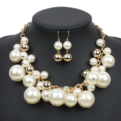 Temperament Item Decoration Simple Atmosphere Imitation Pearl Necklace Irregular Wild Clavicle Necklace