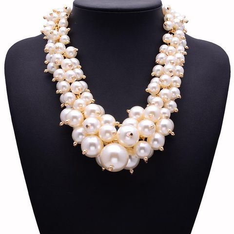 Fashion Geometric Alloy Inlaid Pearls Women's Necklace