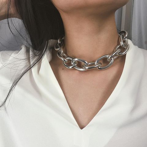 Estilo Simple Geométrico Metal Enchapado Mujeres Collar