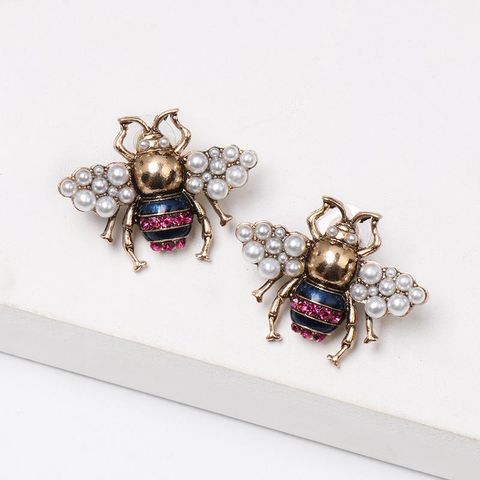 New Bee Pearl Stud Earrings Nhjj155432