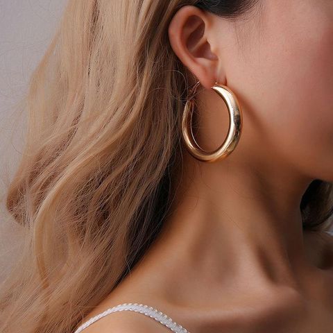 Hot Sale Golden Geometric Round Big Earrings For Women