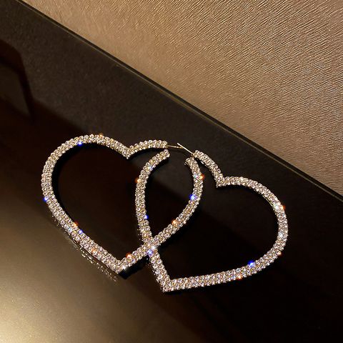925 Silver Needle Diamond Love Earrings