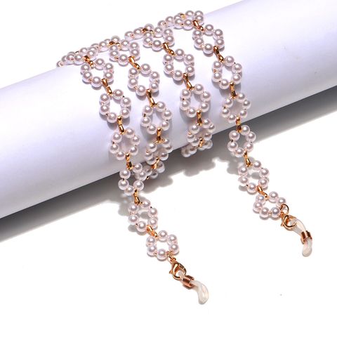 Fashion Simple White Flower Pearl Glasses Chain