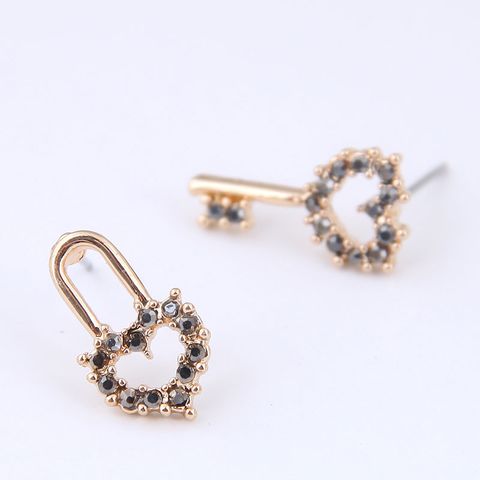 Koreanische Mode Süß Ol Prägnant Schlüssel Schloss Asymmetrische Ohrringe Yiwu Nihao Schmuck Großhandel