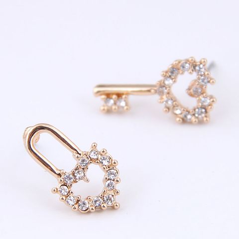 Korean Fashion Sweet Ol Concise Key Lock Asymmetric Earrings Yiwu Nihaojewelry Wholesale