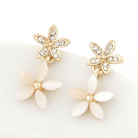 Boutique Mode Coréenne Douce Flash Diamant Fleur Opale Tempérament Boucles D&#39;oreilles Nhsc207521