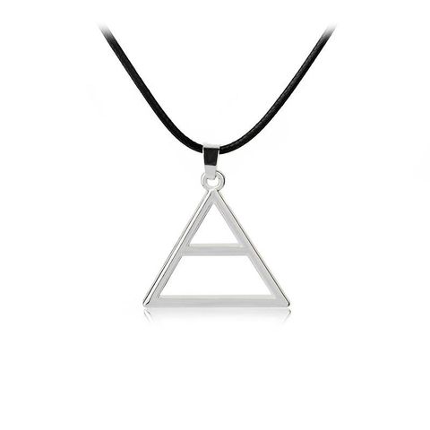 Fashion Hollow Triangle Pendant Necklace Clavicle Chain Necklace Yiwu Nihaojewelry Wholesale