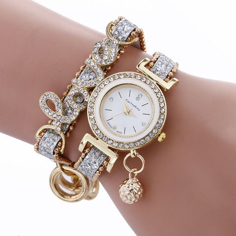 Diamante Amor Pulsera Reloj Moda Pu Cinturón Círculo Pulsera Reloj Popular Reloj Venta Al Por Mayor Nihaojewelry