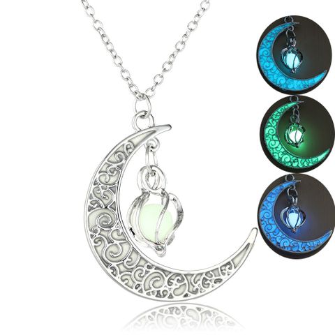Vente Chaude Creux Spirale Lune Pendentif Lumineux Cyclone Collier De Perles Lumineuses En Gros Nihaojewelry