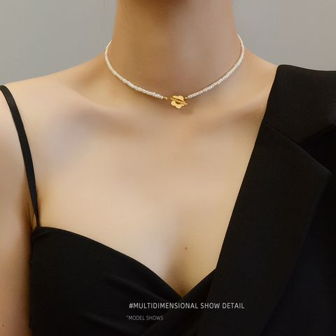 Französischer Barock Süßwasser Perle Blume Ot Schnalle Halskette Armband Temperament Nischen Leichte Luxus Design Schmuck Set