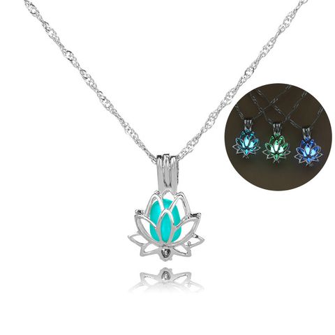 Mode Explosive Lumineux Multicolore Creux En Alliage De Lotus Pendentif Accessoires Perles Collier Pour Femmes