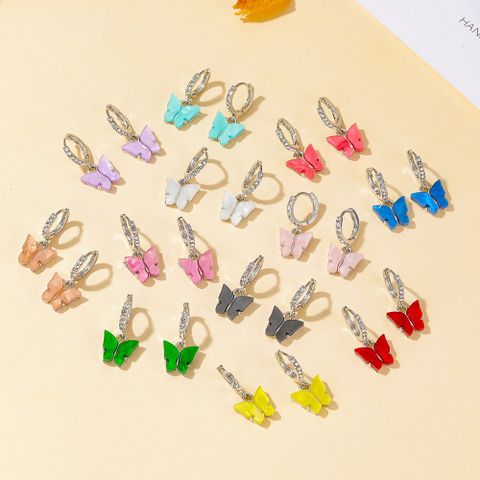 Coréen Meilleure Vente Boucles D&#39;oreilles Papillon Acrylique Coloré Diamant Couleur Douce En Gros