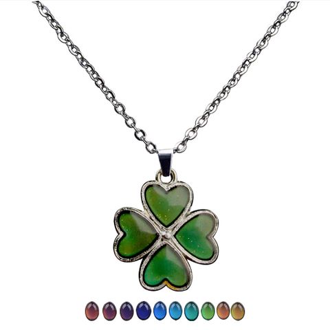 Fashion Four-leaf Clover Pendant Necklace