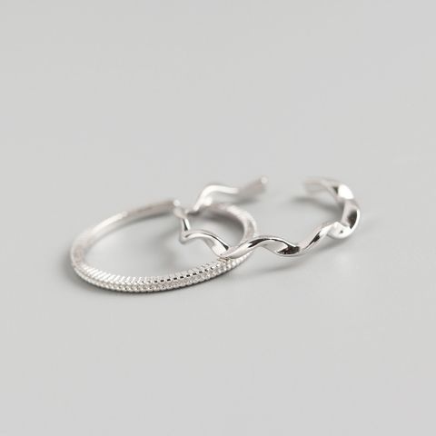 Japanese And Korean Style S925 Sterling Silver Ins Style Geometric Twisted Mobius Very Simple And Fine Little Finger Ring All-match Silver Ring Bracelet