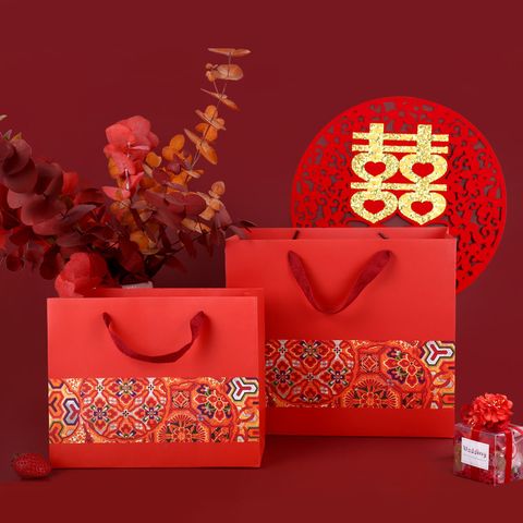 Creative Chinese Style Red Gift Paper Bag Large Holiday Tote Bag Gift Packaging Bag Wholesale