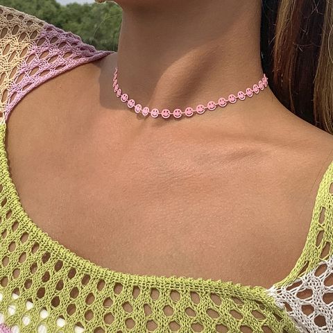 Einfache Kurze Macarons Smiley-gesicht Schlüsselbeinkette Farbe Metallsprühfarbe Kann Halskette Gestapelt Werden
