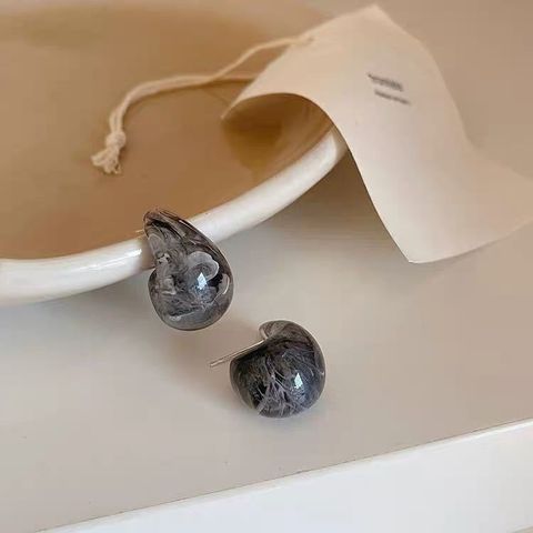 Retro Simple Fashion Small New Resin Imitation Stone Water Drop Earrings