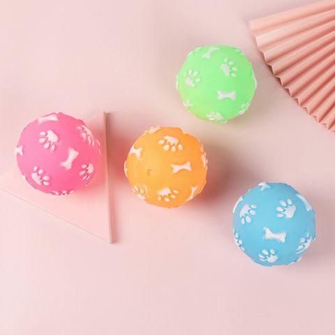 Molar Teeth Cleaning Sounding Bone Plastic Toy Ball Wholesale