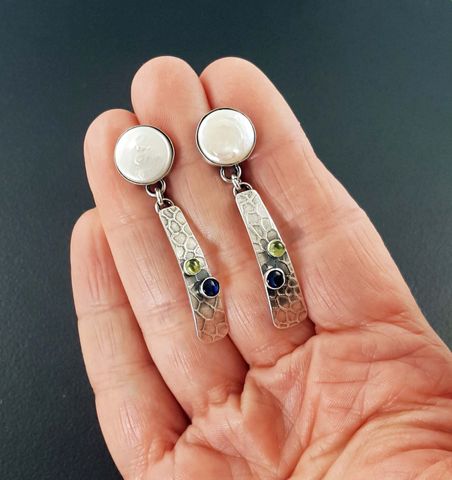 Bohemian Pearl Shell Earrings Diamond Peridot Earrings